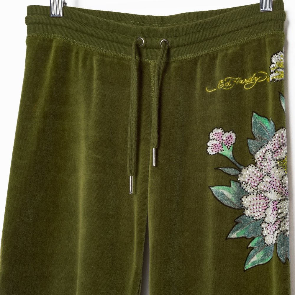 SOLD - Vintage Early 2000s Ed Hardy Green Velour Geisha Tracksuit - Size XS - Picture 13 of 16